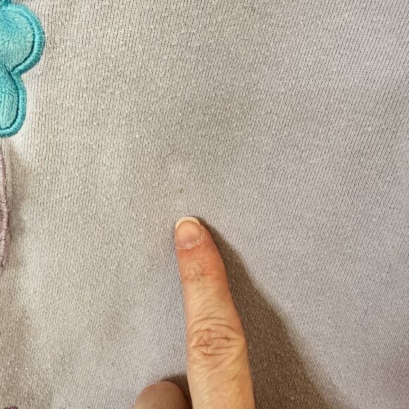 Shanghai Disney Stella Lou Sweater Sweatshirt Size S Duffy Bear Rabbit - Picture 9 of 10